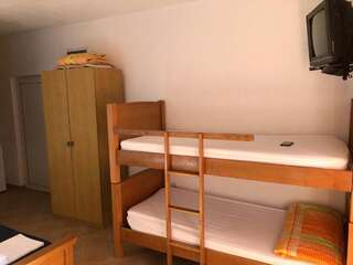 Апартаменты Apartments Vila E.E. Добра-Вода Номер-студио с террасой (4 взрослых)-5